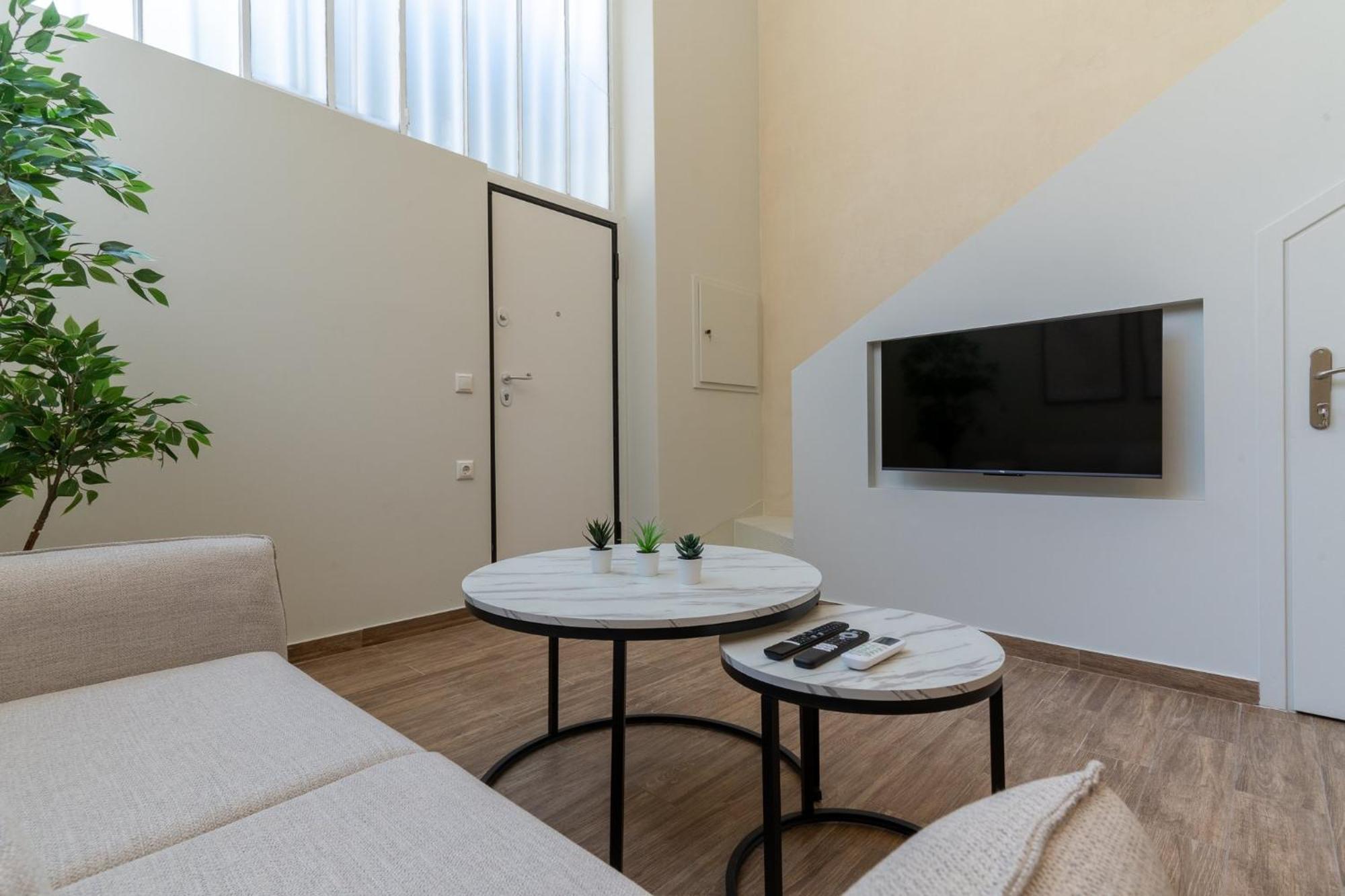 Апартаменти Acropolis Local Loft Афіни Екстер'єр фото